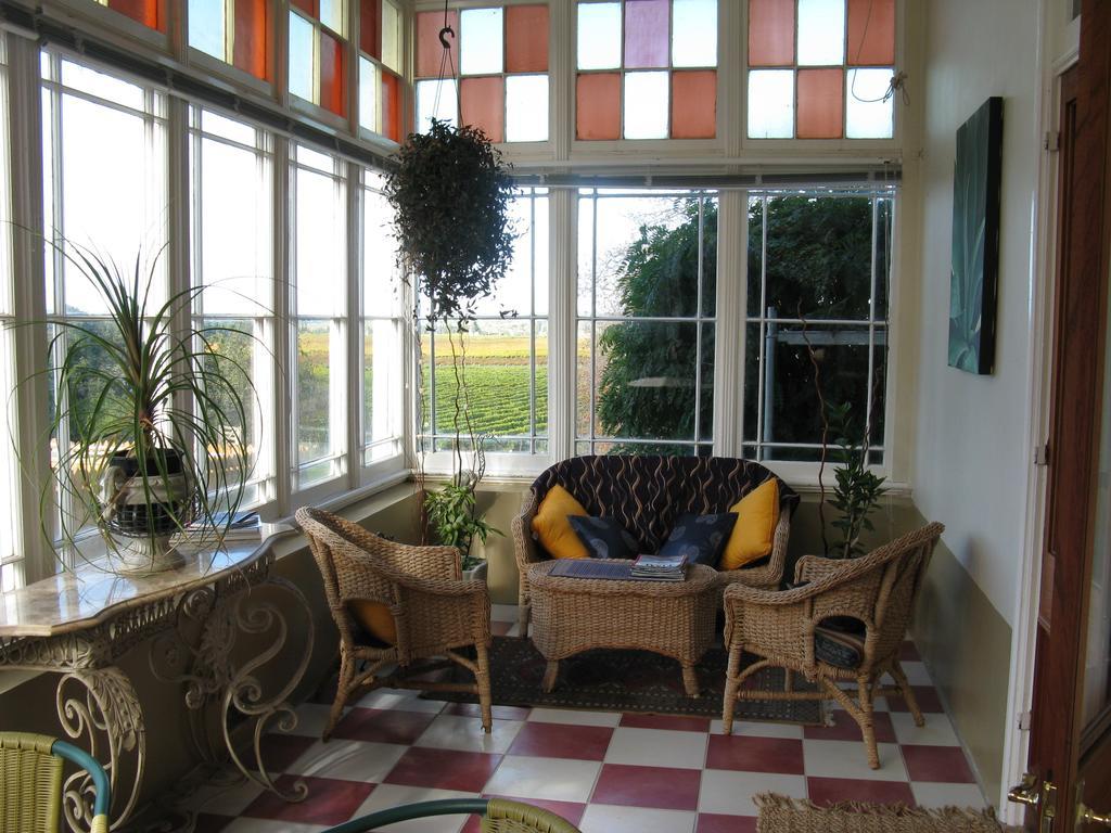 Hotel Ugbrooke Country Estate Lower Dashwood Esterno foto