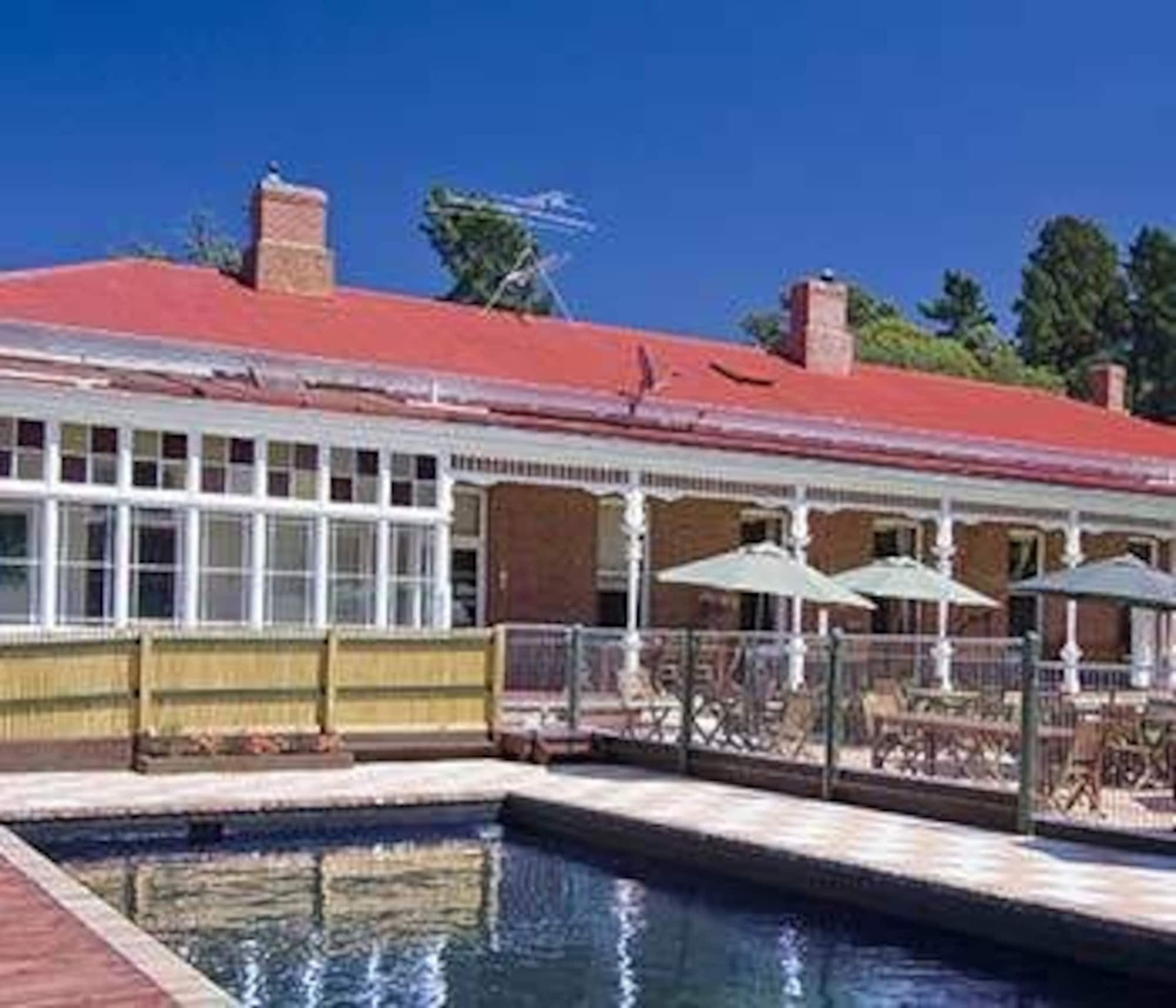 Hotel Ugbrooke Country Estate Lower Dashwood Esterno foto